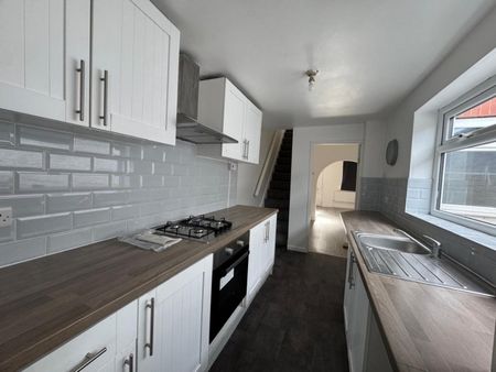 2 bedroom House To Let - Photo 5