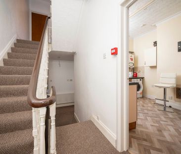 Apt 2 14 Glandore Gardens , Belfast, BT15 3FF - Photo 3