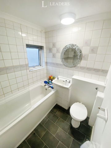 1 bedroom property to rent Pelican Close, Fareham, Hampshire, PO15 - Photo 3