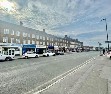 3 bedroom apartment to rent - Photo 2