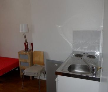 Location Appartement 1 pièce Meublé 15m² ST ETIENNE 42000 - Photo 3