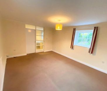 Flat to rent on - Photo 6