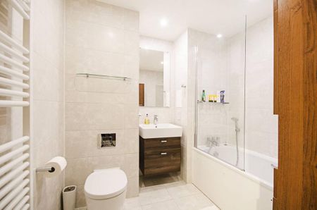 2 bedroom flat to rent - Photo 4