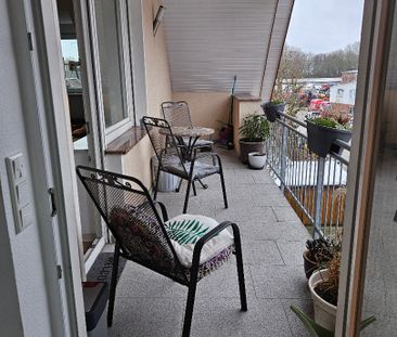 Schöne 4-Zimmer-Wohnung mit Balkon - Photo 1