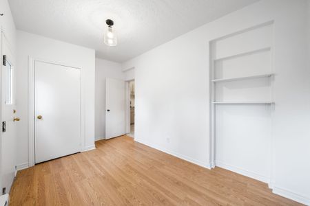 For Lease - 46 Concord Avenue Unit# Main, Toronto, Ontario - Photo 3