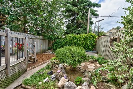 For Lease - 19 OXFORD Street, Hamilton, Ontario - Photo 2