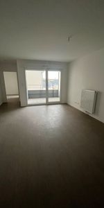 Location Appartement 2 pièces 50 m² MONNAIE - Photo 3