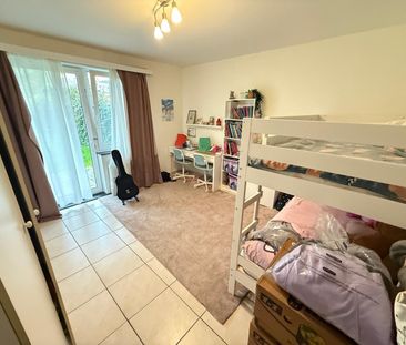 GELIJKVLOERSAPPARTEMENT + TUIN - Photo 4