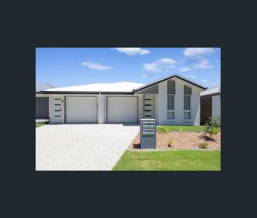 2 Bed Home With Fully Fenced Backyard - Photo 6