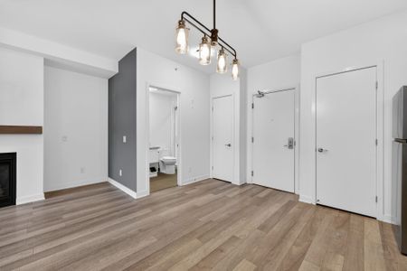 For Lease - 40 Horseshoe Boulevard Unit# 305, Oro-Medonte, Ontario - Photo 3