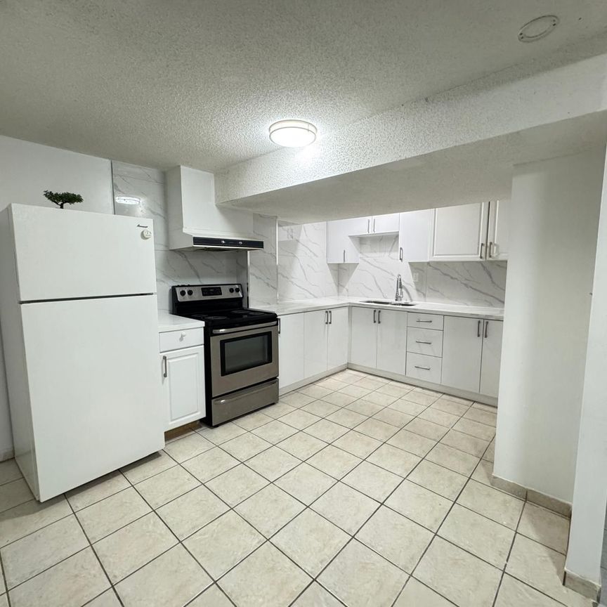 For Lease - 3265 Aubrey Road Unit# LOWER, Mississauga, Ontario - Photo 1
