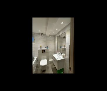 Room in a Shared Flat, London, NW6 - Photo 1