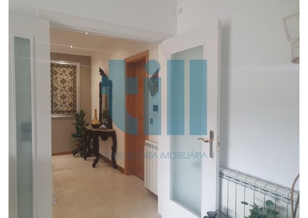 Apartamento T4 em Porto