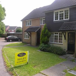 2 bedroom terraced house to rent - Photo 3