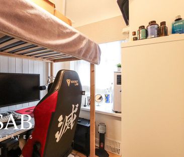 3 bedroom end of terrace house to rent - Photo 4