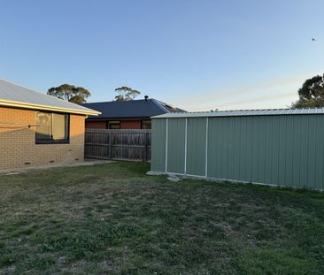 Spacious Family Living in a Quiet Court Location - Photo 6