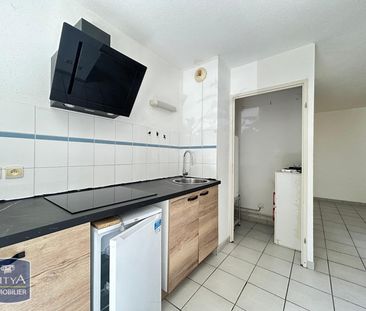 Location Appartement 2 pièces 47m² CAUSSADE 82300 - Photo 3