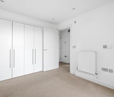 The Stadbury, Whittets Ait, Weybridge, Surrey, KT13 - Photo 3