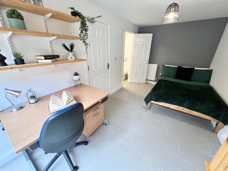 3 Bedrooms, En-suite, 3 Old Silk Yard – Student Accommodation Coventry - Photo 3