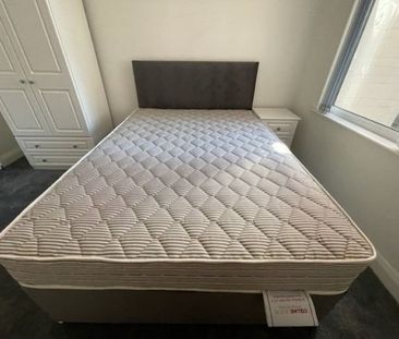 Apartment 1, 6 Eglantine Gardens, Belfast BT9 6EZ - Photo 2