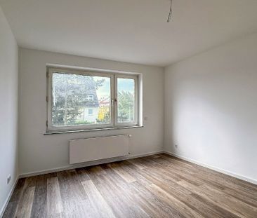 Modernisierte 2-Zimmerwohnung mit Balkon – Stilvolles und gepflegte... - Photo 4