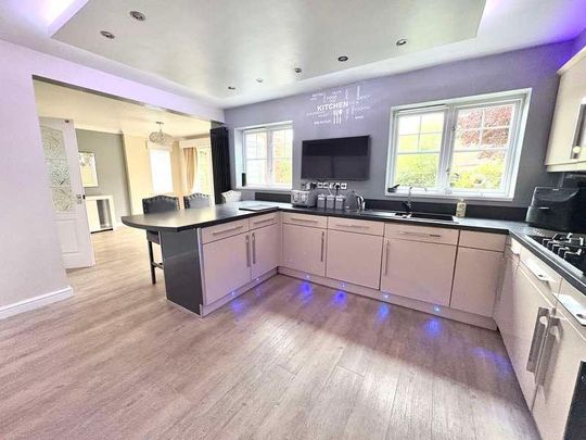 Kingsmead, Stretton, DE13 - Photo 1
