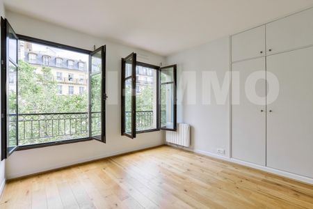 Location Appartement 5 Pièce(s) PARIS 7EME ARR. (75007) - Photo 2