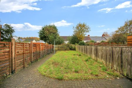 47 Third Street, Watling Street Bungalows, Leadgate, Consett, DH8 6HS - Photo 3