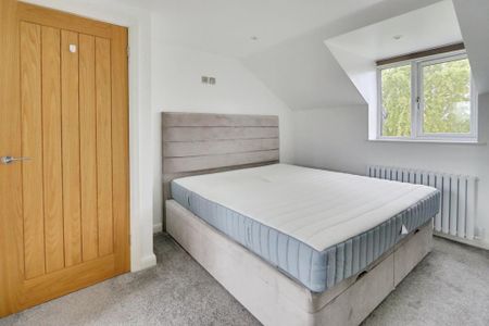 3 bedroom detached house to rent - Photo 5