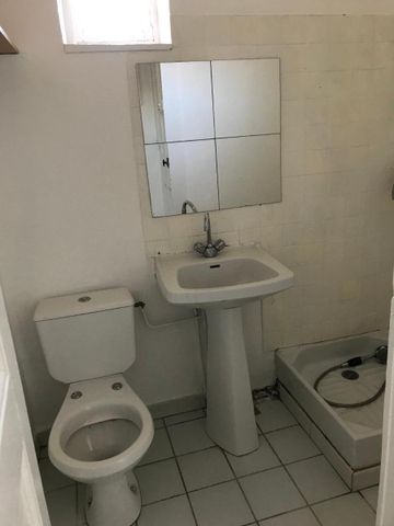 Location Appartement 1 pièce 28m² LYON 3ème - Photo 3