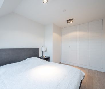 GEMEUBELD - Supergezellige en luxueus ingerichte duplex met garage ... - Foto 3