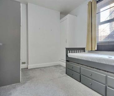 Nightingale Road, Southsea, PO5 - Photo 4