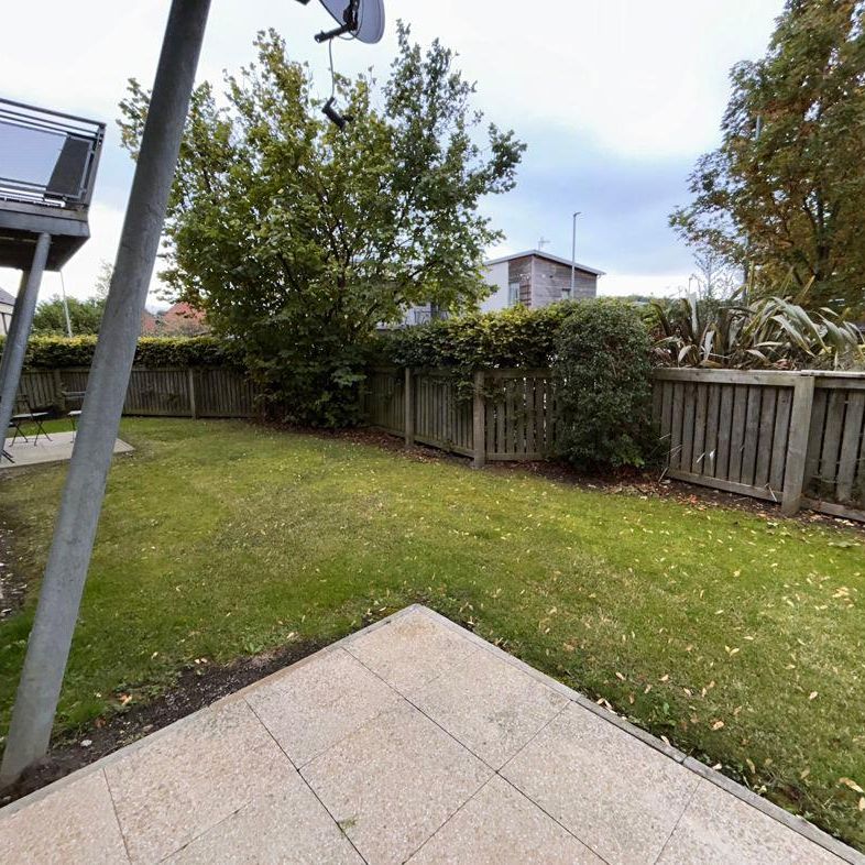 2 bed apartment to rent in NE10 - Photo 1