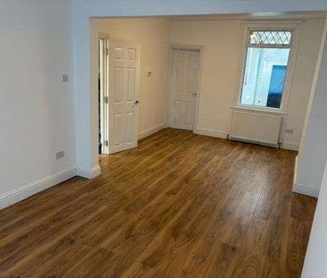 Felixstowe Road, Edmonton, N9 - Photo 2