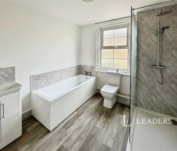 2 bedroom terraced house to rent - Photo 1