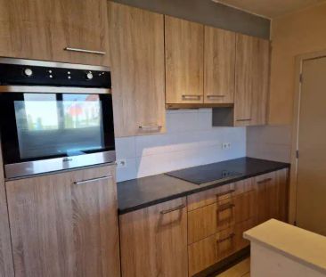 Gezellig appartement met twee slaapkamers, garage en groot terras - Photo 4