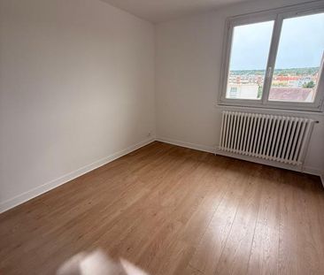Location Appartement 3 pièces 64m² LIVRY GARGAN 93190 - Photo 3