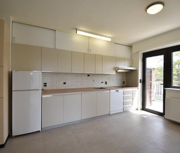 Netjes gerenoveerd appartement met drie slaapkamers + garage + stan... - Foto 5