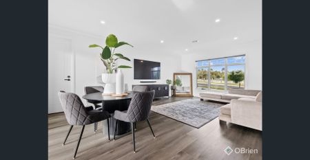 Spacious Family Living in Brompton - Photo 2