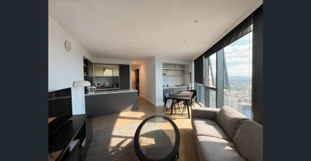 Luxury High-Floor 3-Bedroom Apartment with Breathtaking City Views | Fully Furnished - Photo 2