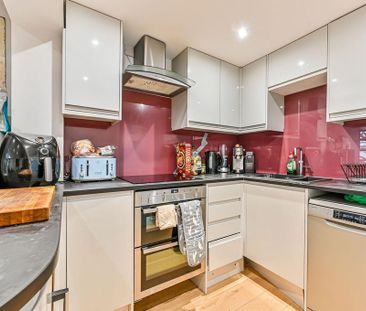 2 bedroom flat to rent - Photo 5