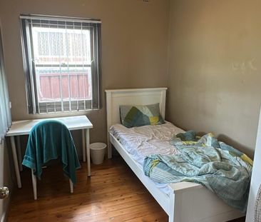 Hurstville - Photo 1