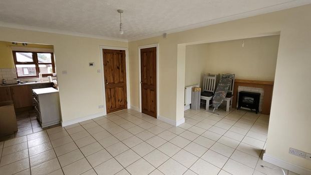 2 bedroom semi-detached house to rent - Photo 1