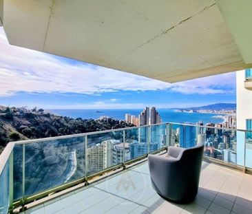 Alquiler de piso en Calle de Viena - Photo 1