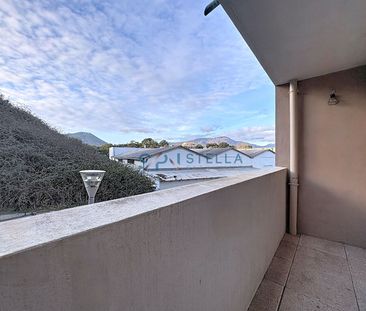 Location Appartement 2 pièces 41m² SARROLA CARCOPINO 20167 - Photo 6