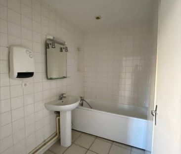 Location appartement 2 pièces 39 m² à Meximieux (01800) - Photo 4