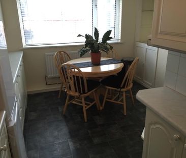 14a Kings Road, Whitehead, Carrickfergus, BT38 9PU - Photo 4