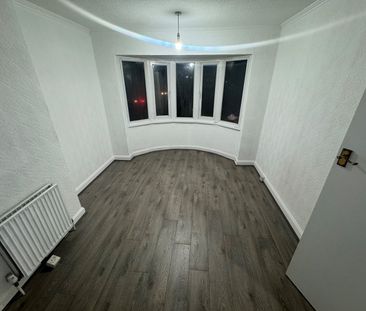 3 Bed Semi-Detached House, Hodge Hill Road, B34 - Photo 4