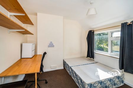 4 bedroom house to rent - Photo 4