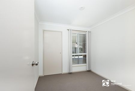 STUNNING FAMILY HOME IN ALEXANDRA HILLS - Photo 5